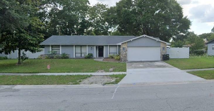 Property Photo: 600 Alhambra Avenue FL 32714