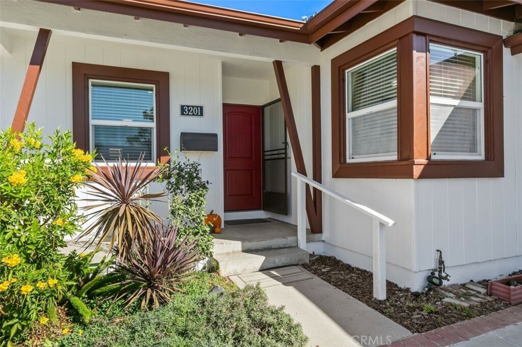 Property Photo:  3201 W 181st Street  CA 90504 