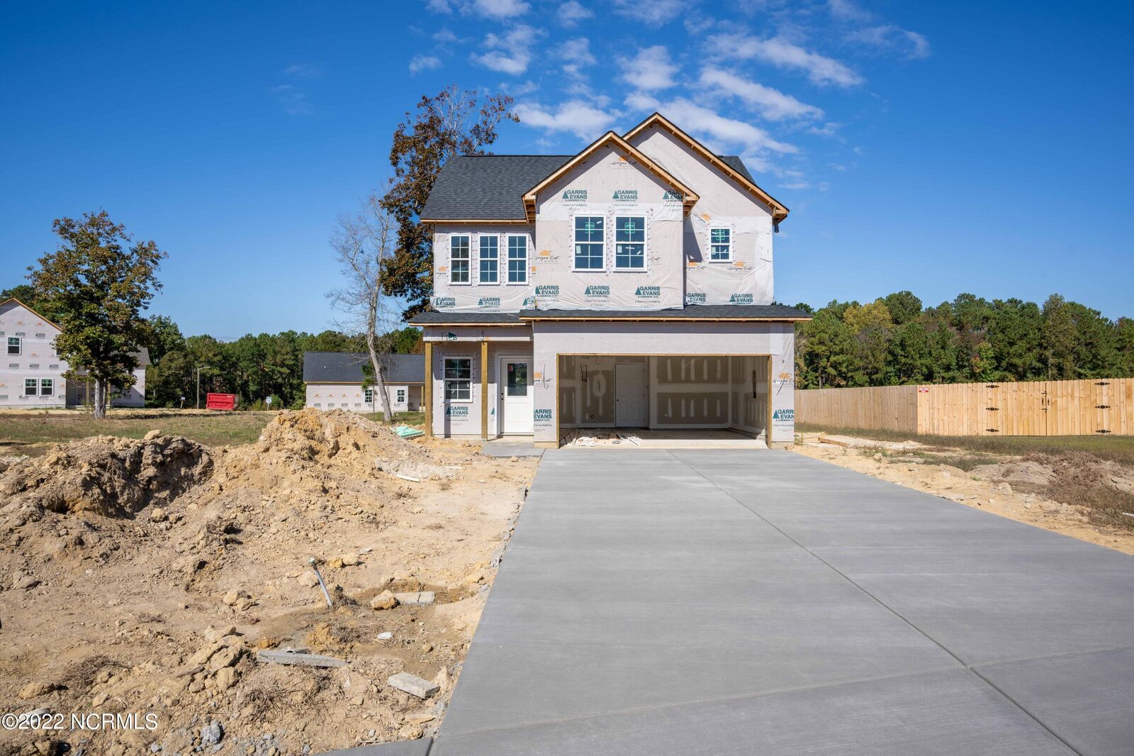 Property Photo: 105 Shagbark Court NC 28546