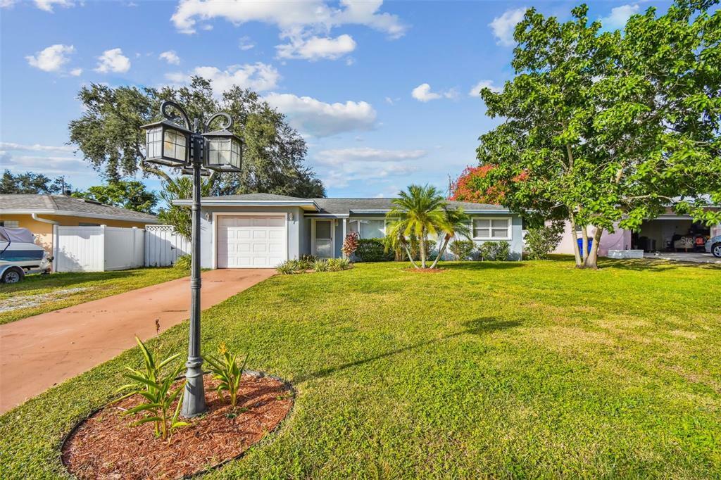 Property Photo:  1424 Orange Street  FL 33756 