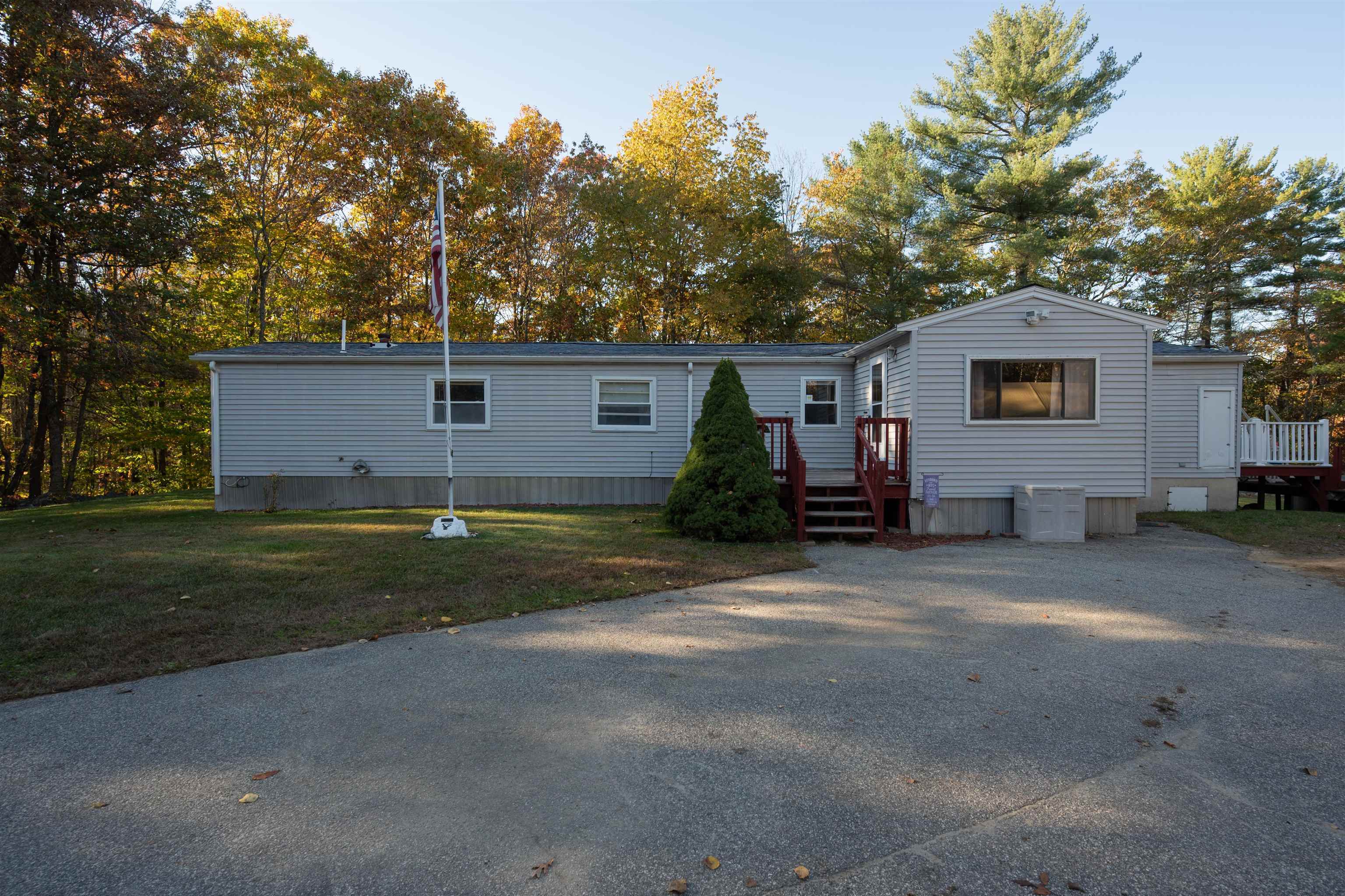 Property Photo: 10 Acre Street NH 03077-2676