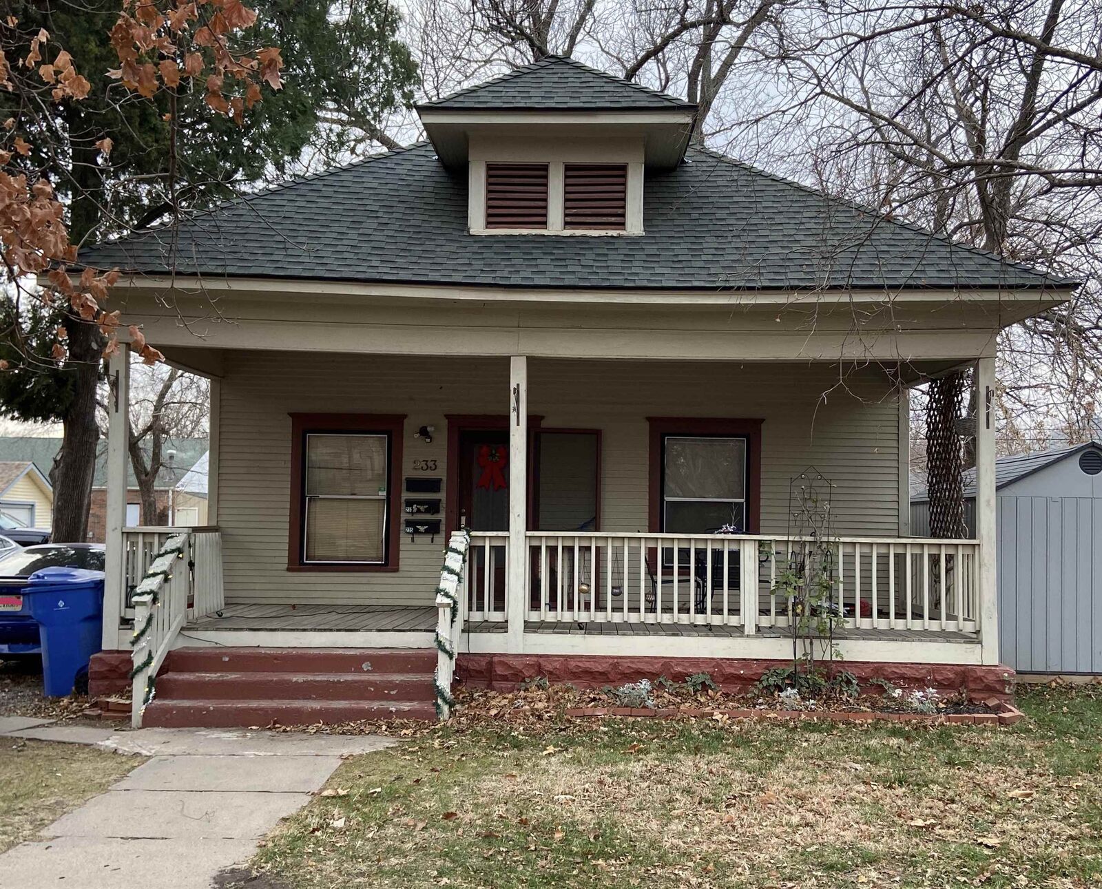 Property Photo: 233 S Vine St KS 67213
