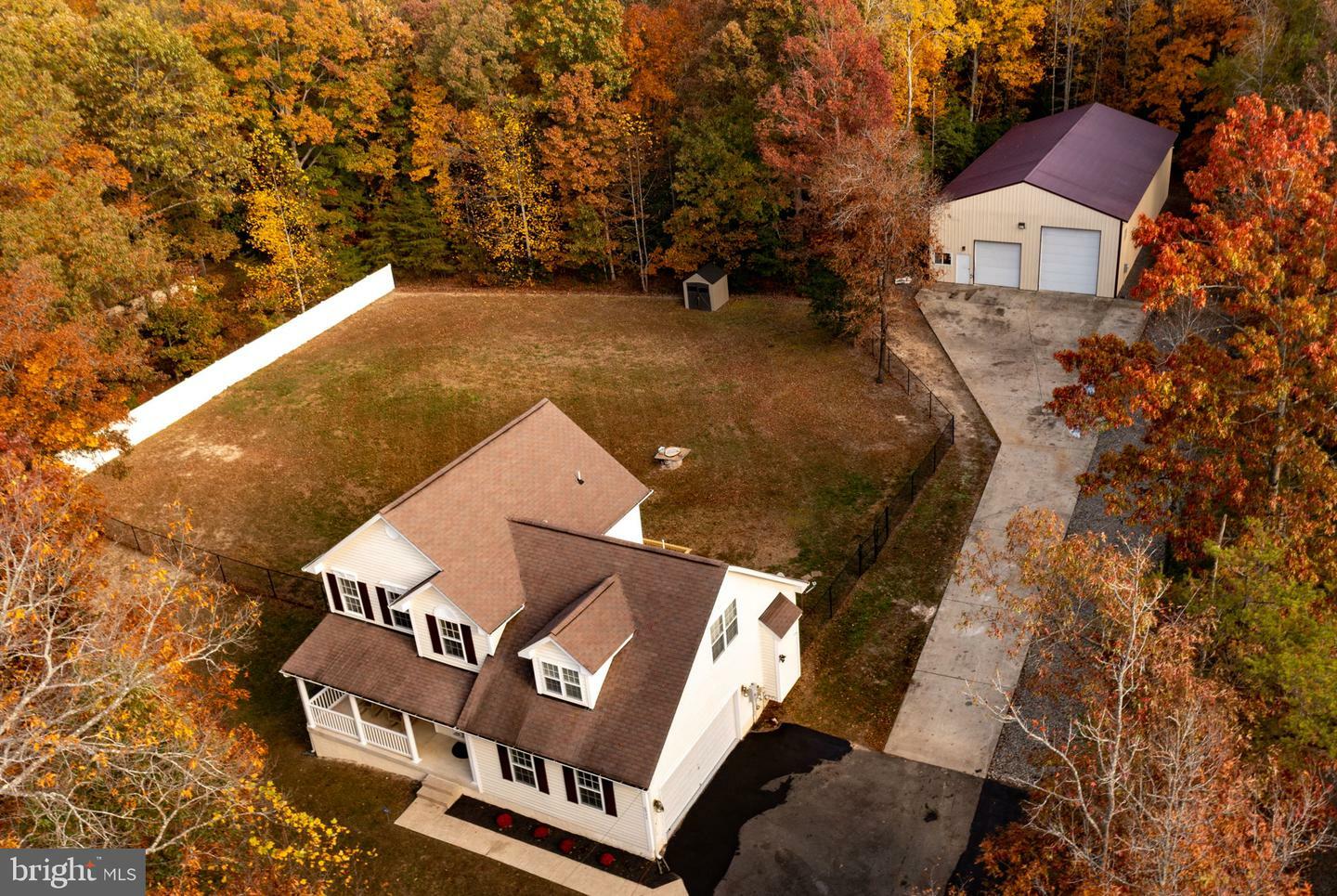 Property Photo:  6923 Tanglewood Drive  VA 22408 