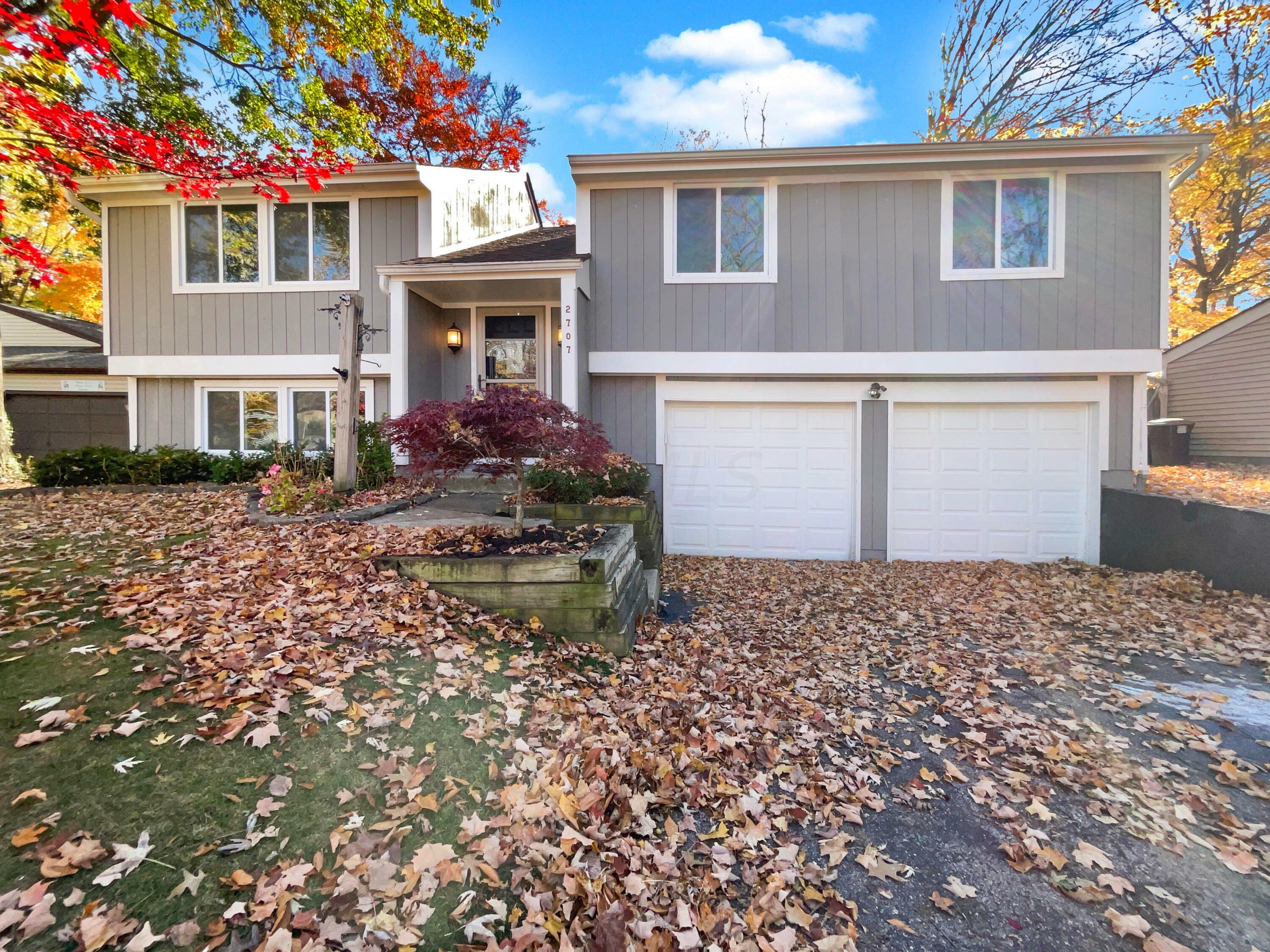 Property Photo:  2707 Sawmill Forest Avenue  OH 43016 