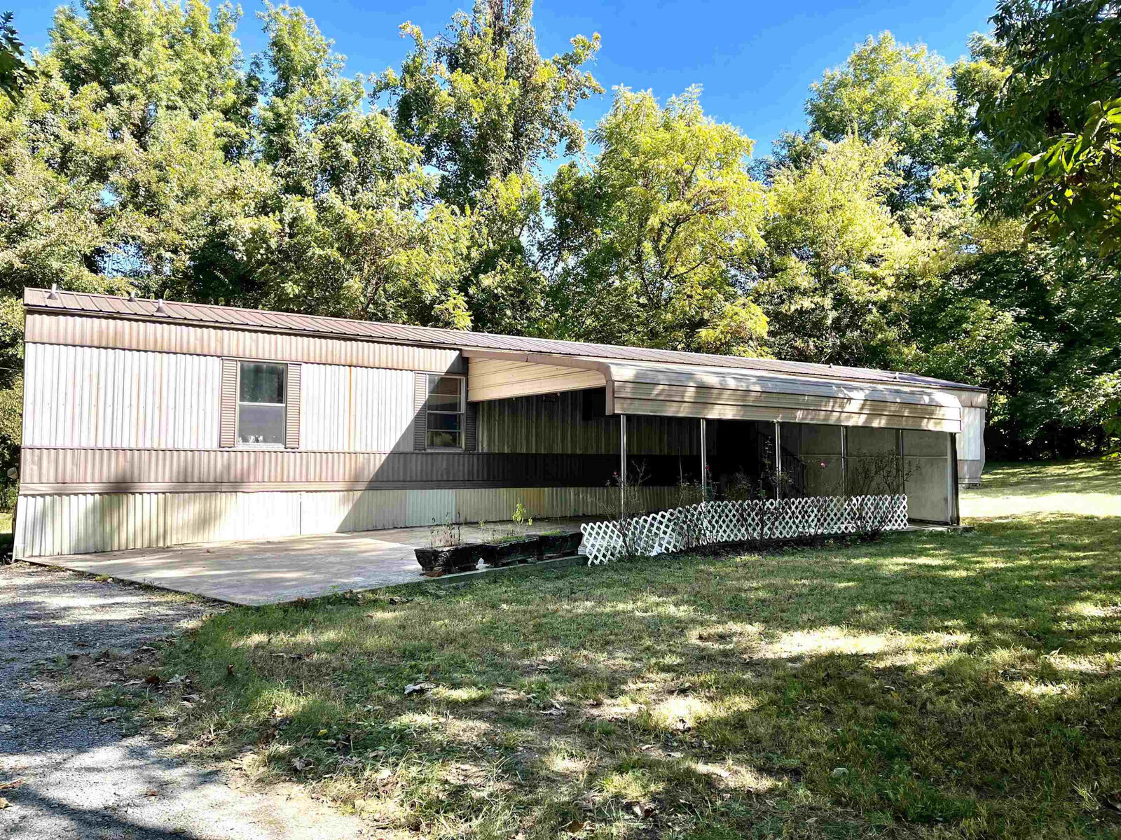 Property Photo: 1858 McCullough Chapel Road TN 38024