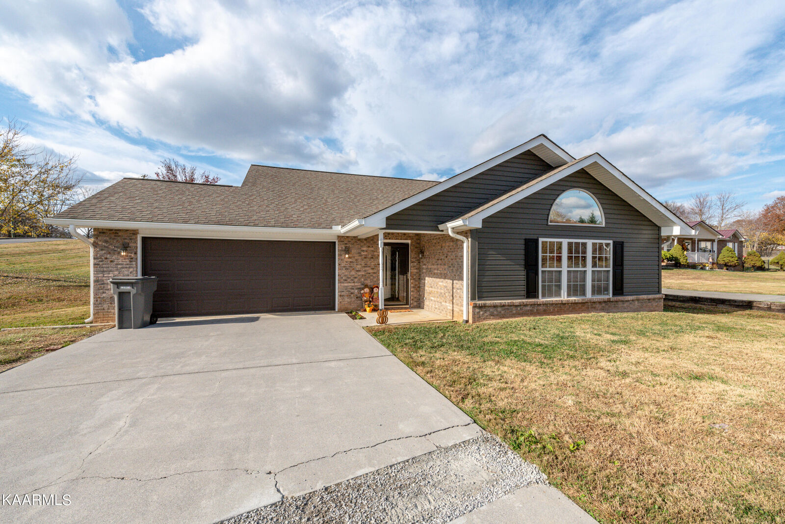 Property Photo: 209 Twin Ridges Drive TN 37804