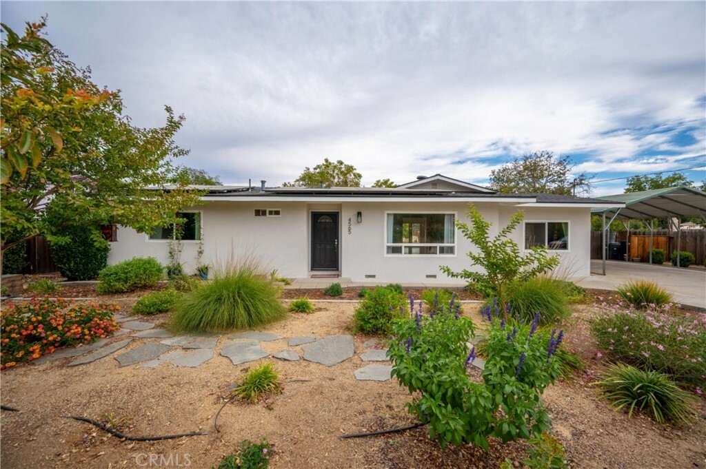 Property Photo: 4565 Hidalgo Avenue CA 93422