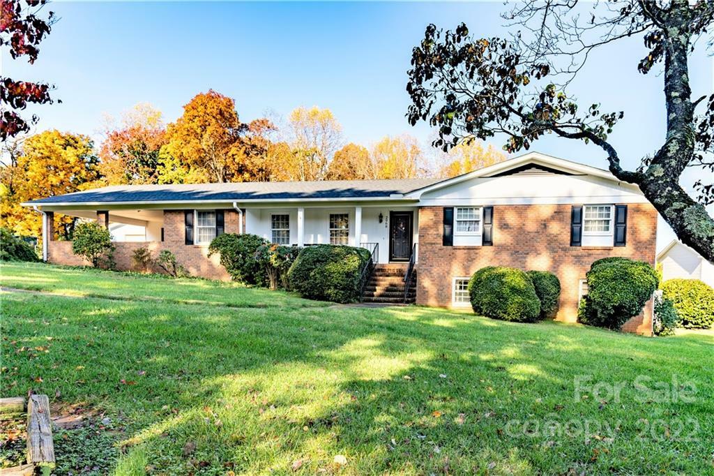 Property Photo:  2968 Grace Street  NC 28610 