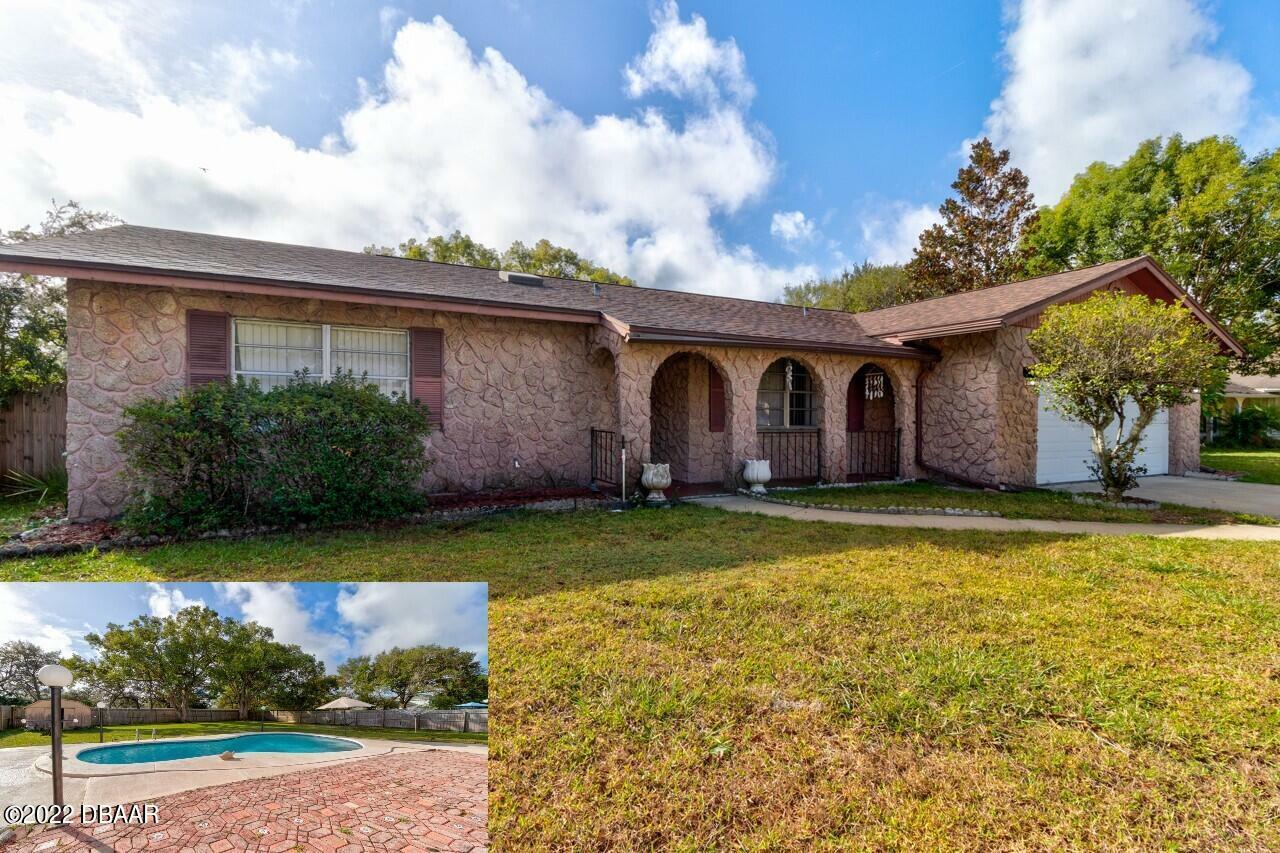 Property Photo:  10 Woodlake Drive  FL 32129 