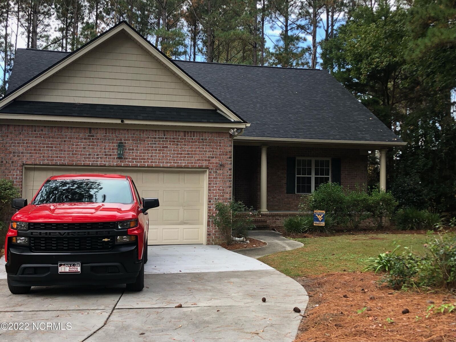 Property Photo: 108 Sanderling Court NC 28443