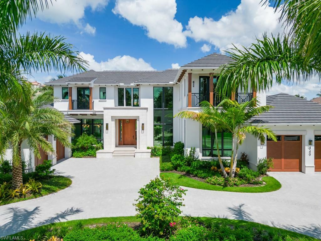 Property Photo: 349 Colony Dr FL 34108