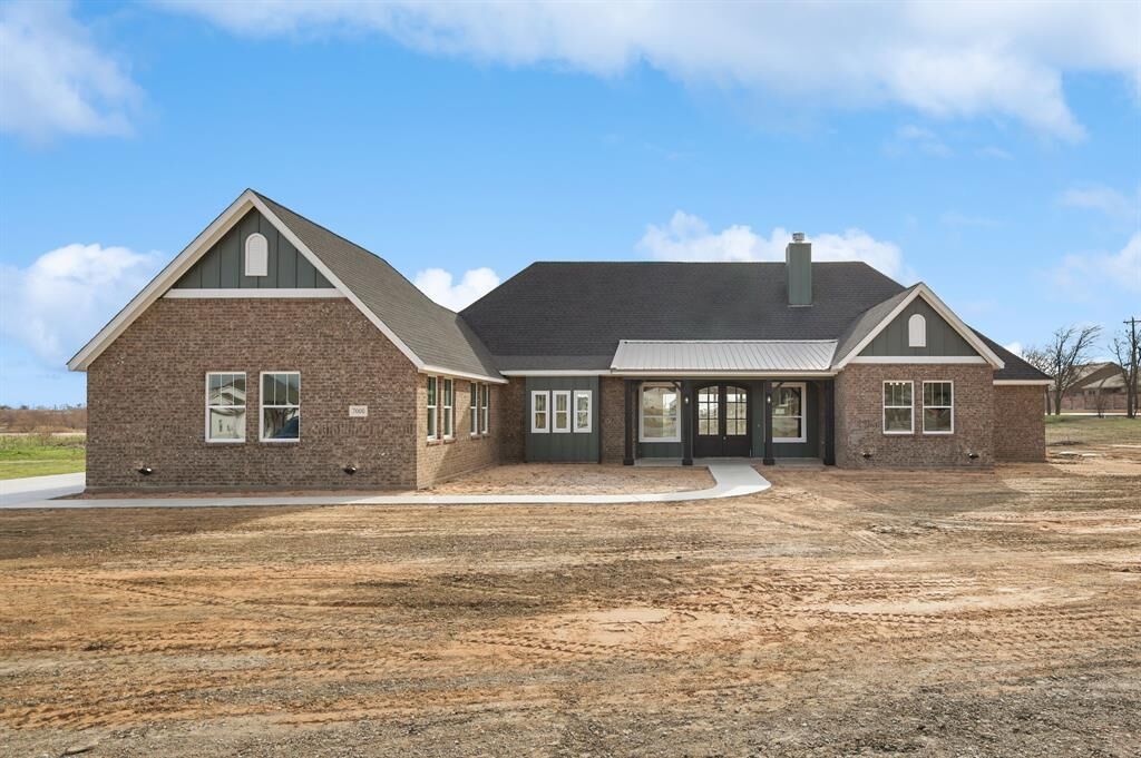 Property Photo: 7000 Adtel Lane TX 76266