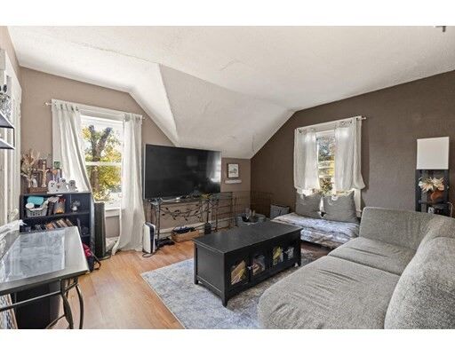Property Photo: 17 School St MA 01801