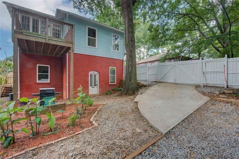 Property Photo:  1420 Sylvan Road SW  GA 30310 