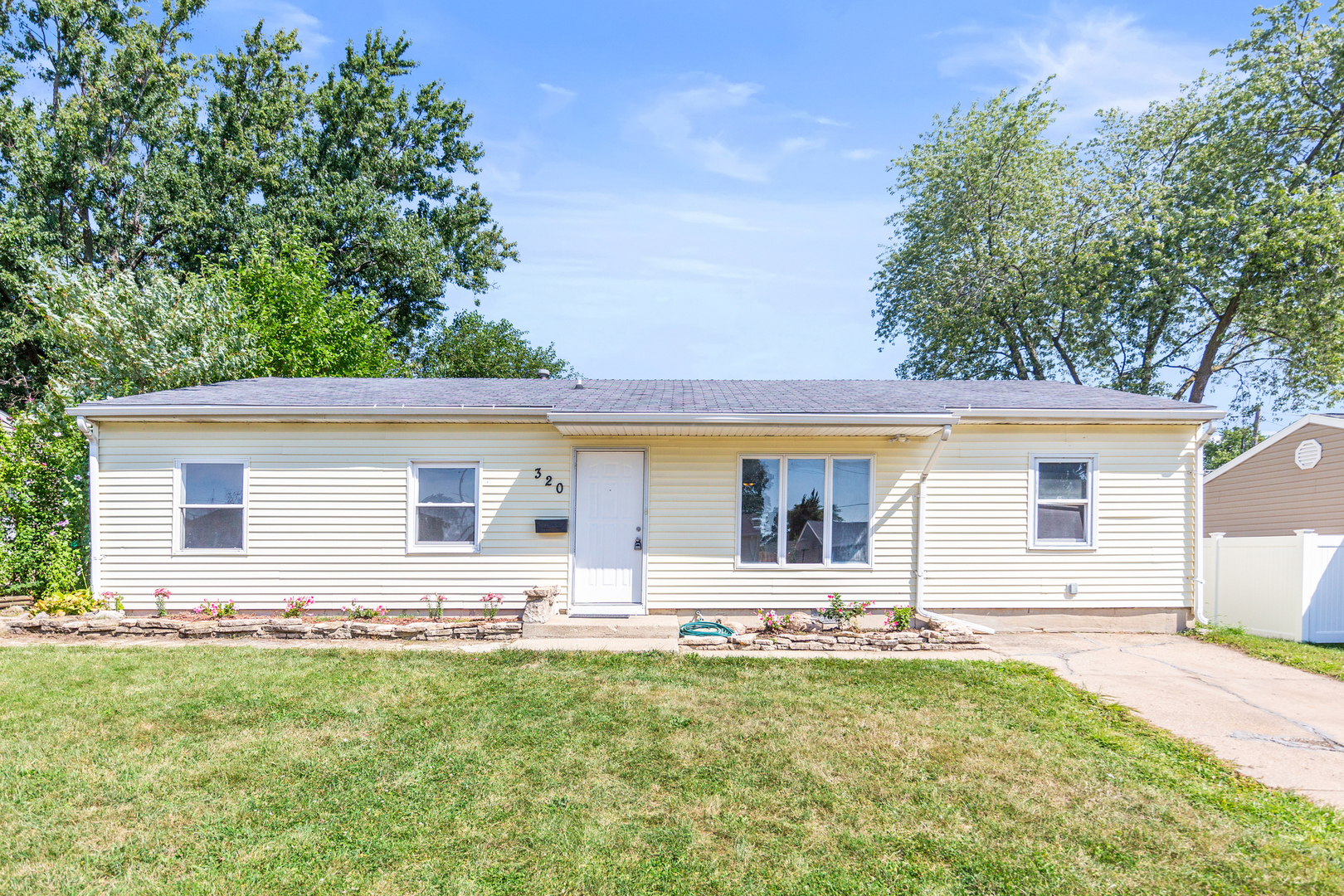 Property Photo:  320 Haller Avenue  IL 60446 