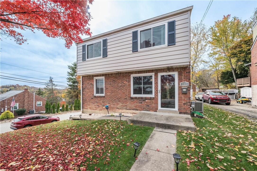 Property Photo:  842 Newport Drive  PA 15234 