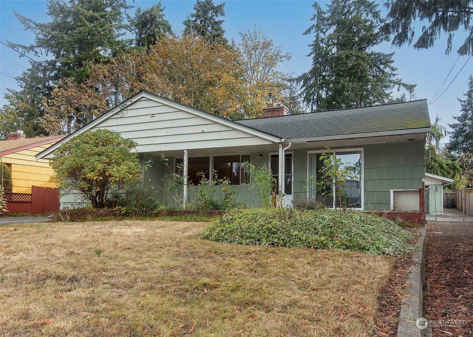 Property Photo:  16916 Stone Avenue N  WA 98133 