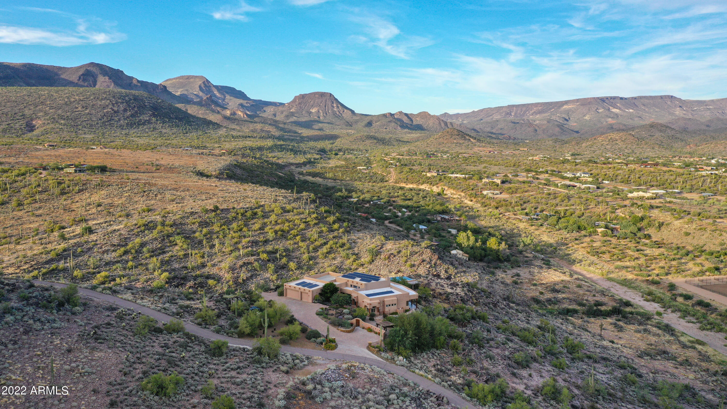 Property Photo: 5040 E Rockaway Hills Drive AZ 85331