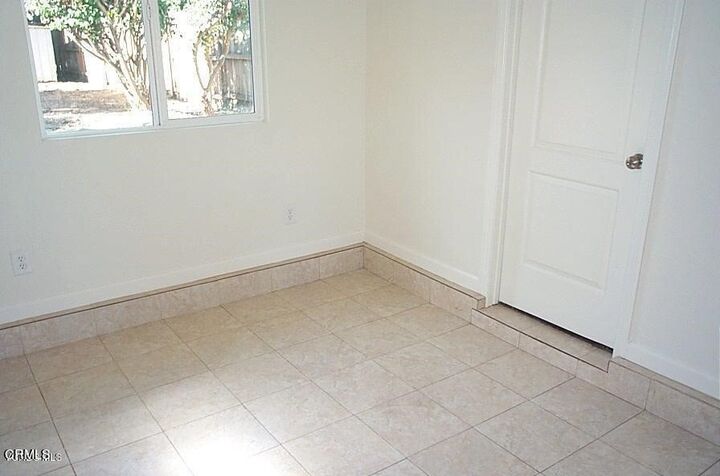 Property Photo: 461 S Evergreen Drive CA 93003
