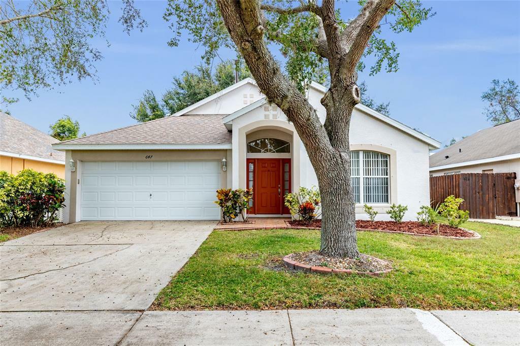 Property Photo:  647 Fawn Ridge Drive  FL 32763 