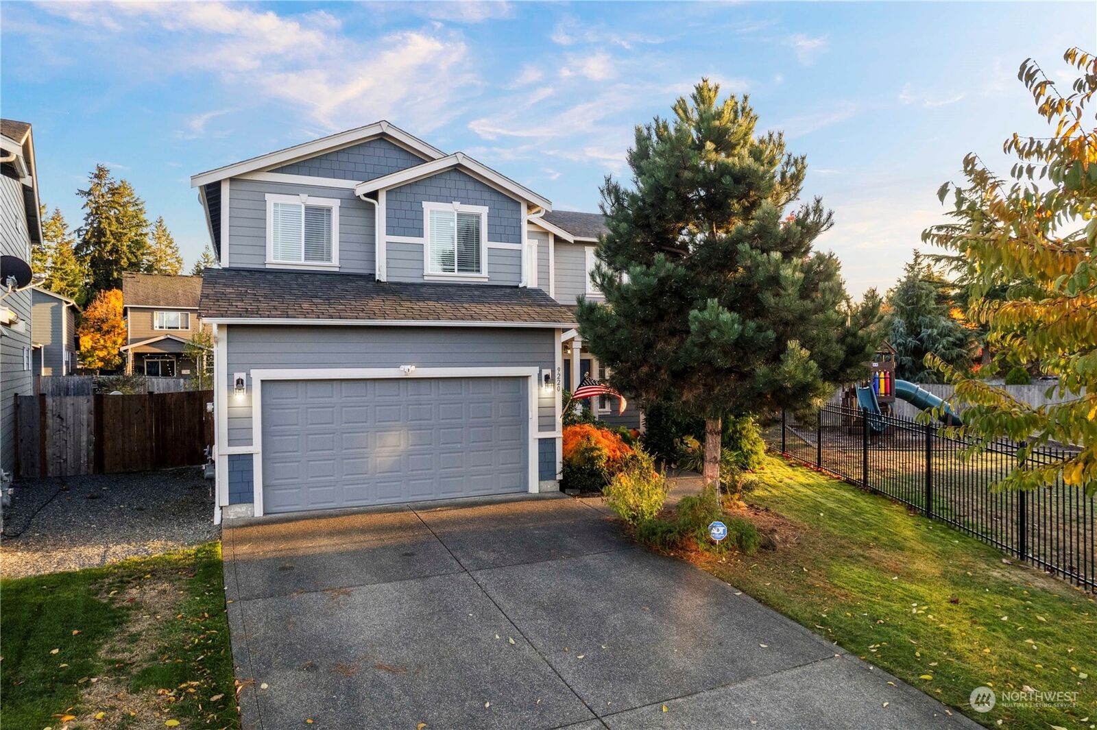 Property Photo: 9220 159th Street Ct E WA 98375