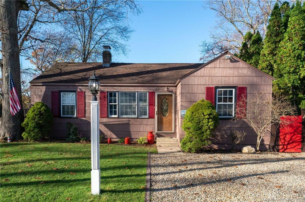 Property Photo:  102 Hillcrest Road  CT 06357 