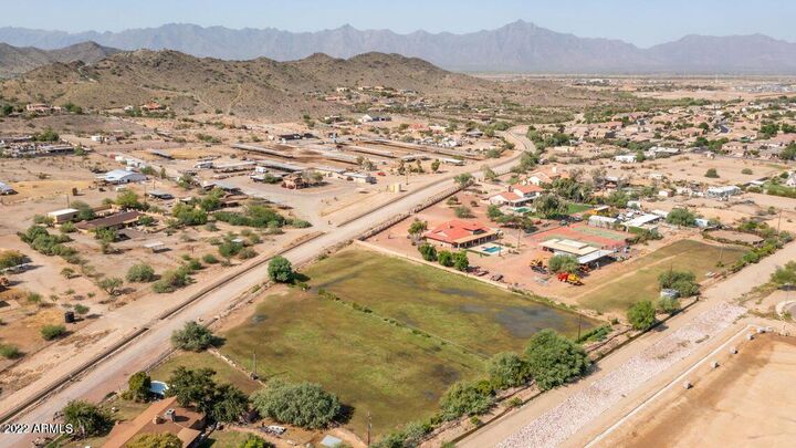 Property Photo:  412X W Elliot Road 2  AZ 85339 