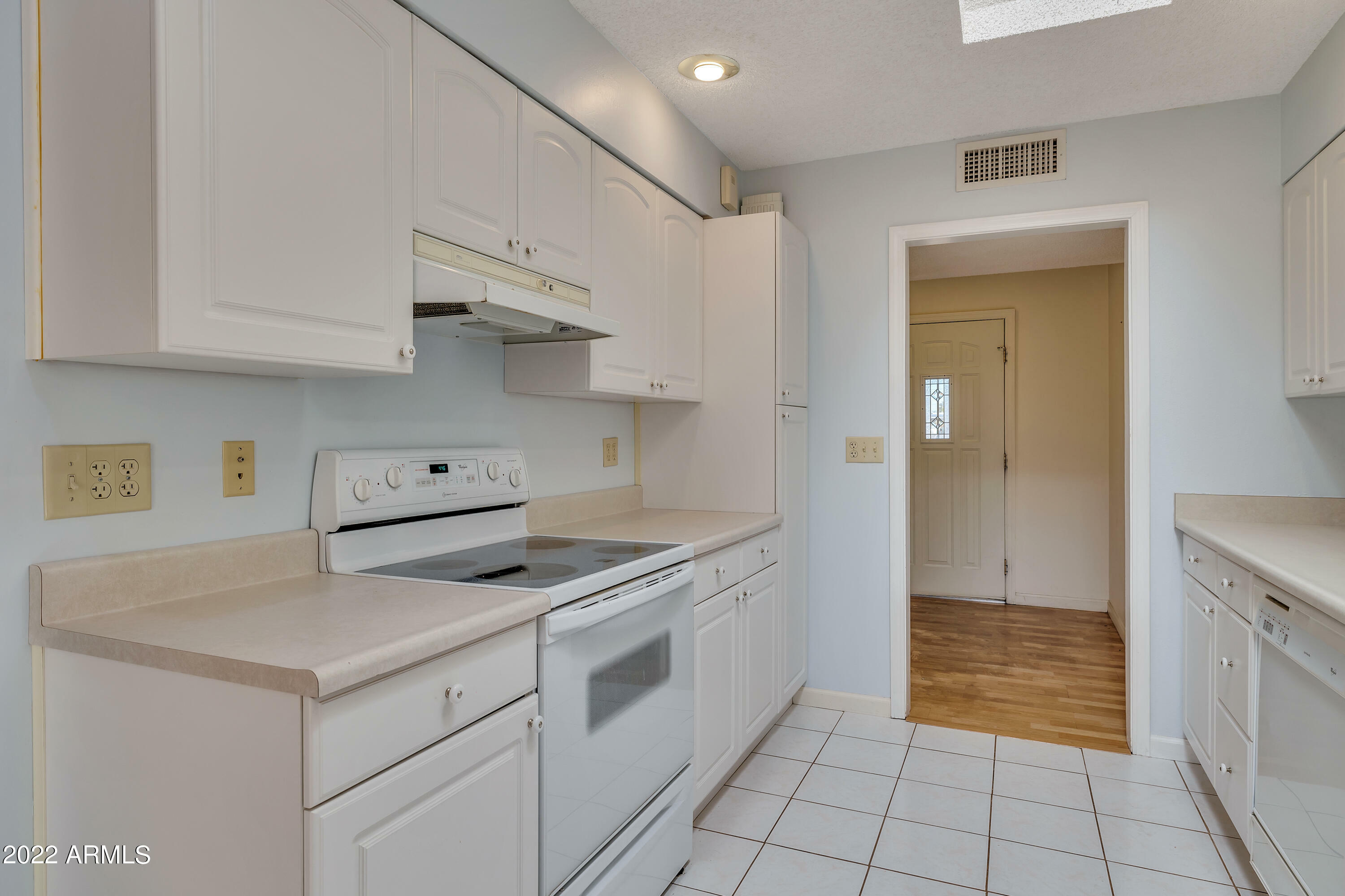 Property Photo: 12038 N Pebble Beach Drive AZ 85351