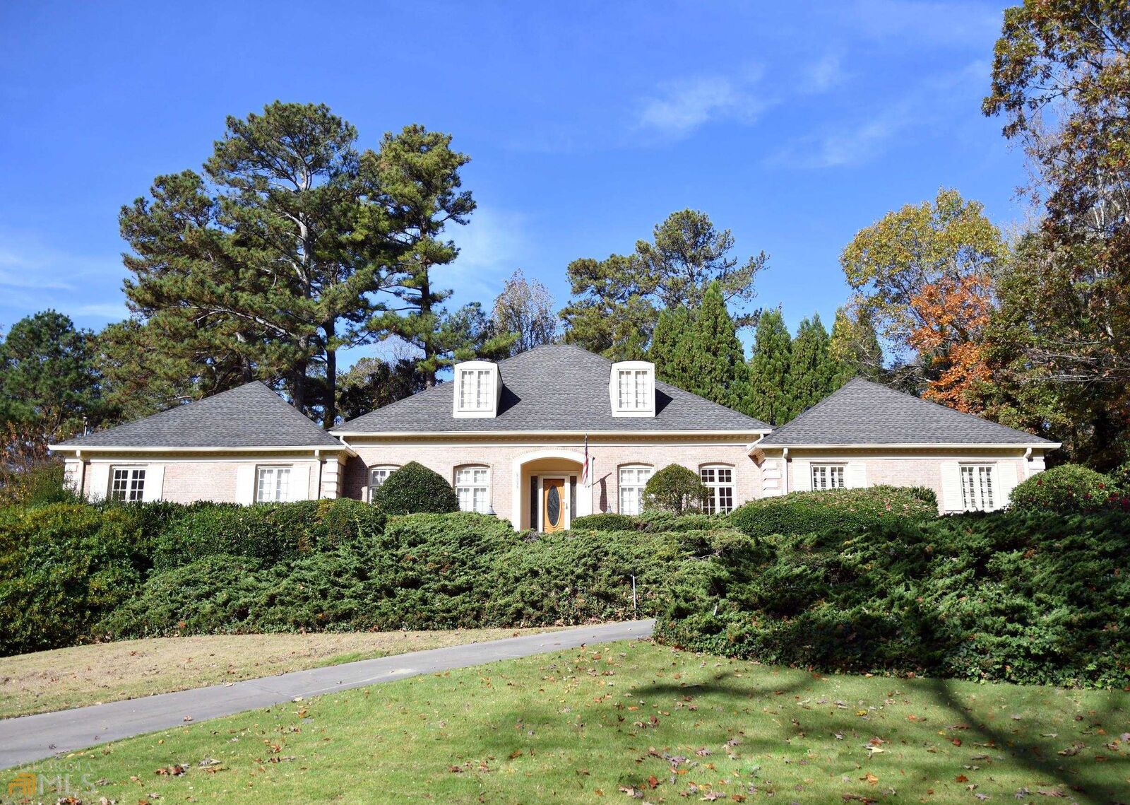 Property Photo:  2520 Greenglade Road NE  GA 30345 