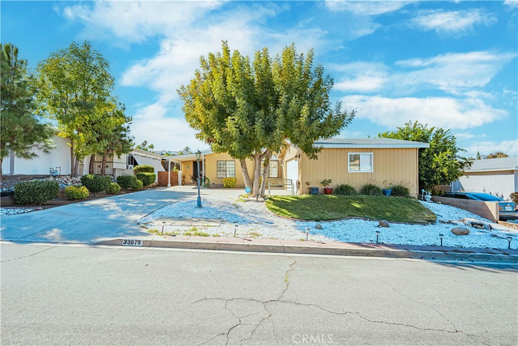 33879 Harvest Way  Wildomar CA 92595 photo