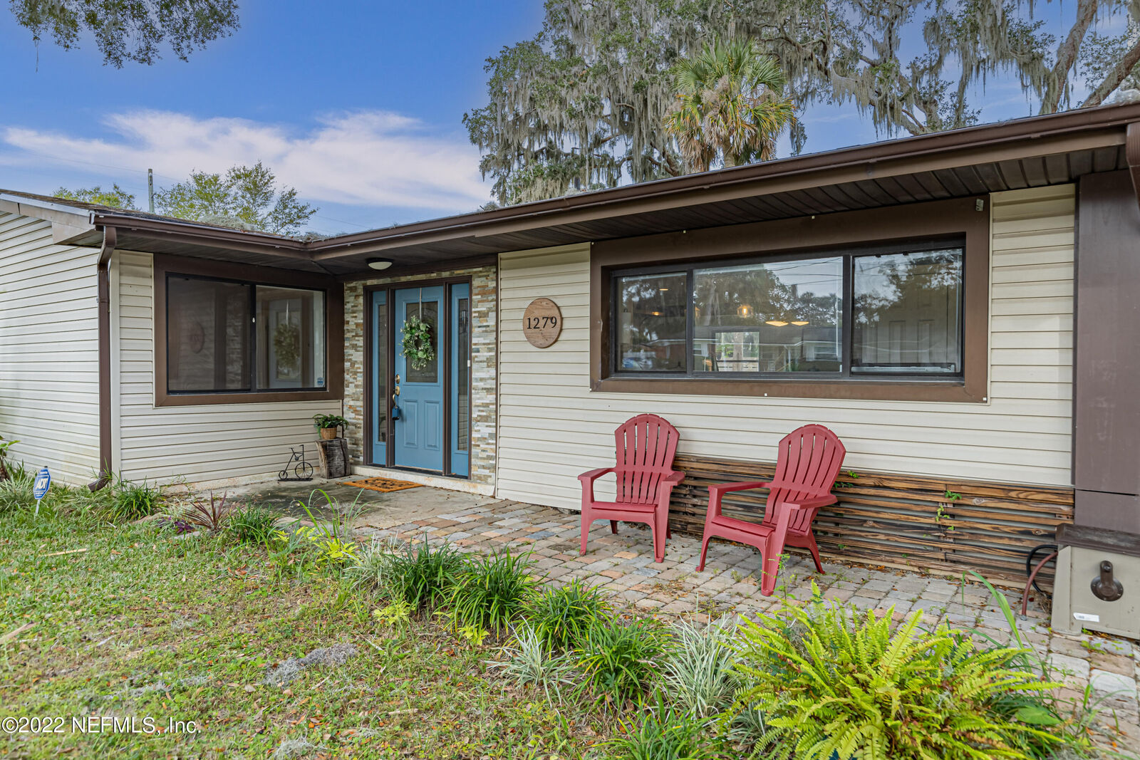 Property Photo: 1279 Galapagos Avenue FL 32233
