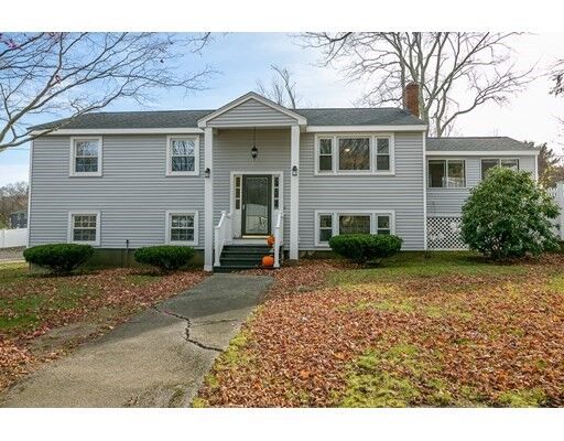 6 Meadow Pkwy  Franklin MA 02038 photo