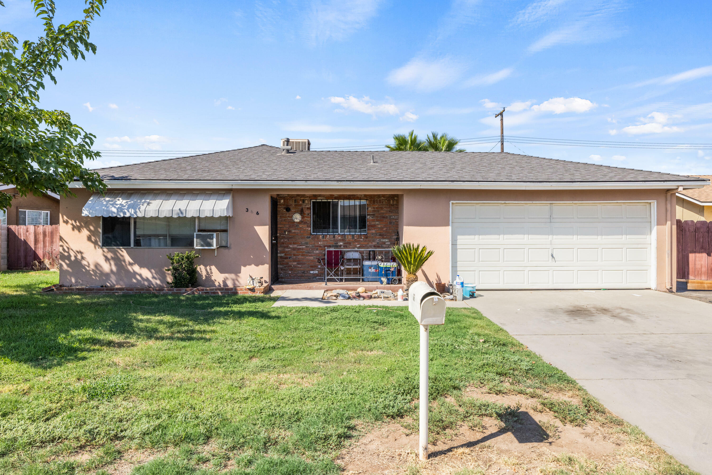 366 E Citrus Drive  Farmersville CA 93223 photo