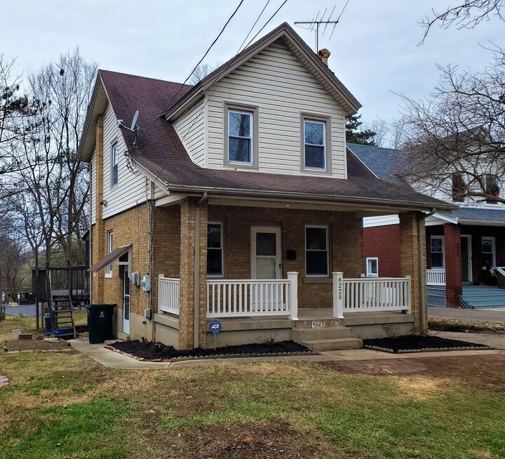 6225 Bona Vista Pl  Cincinnati OH 45213 photo
