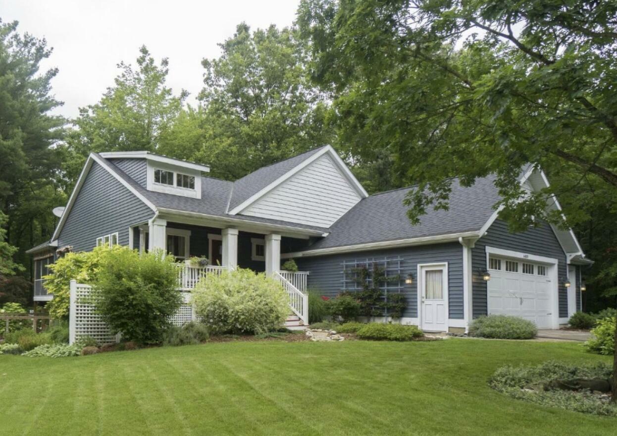 Property Photo:  6405 Daniel Drive  MI 49453 