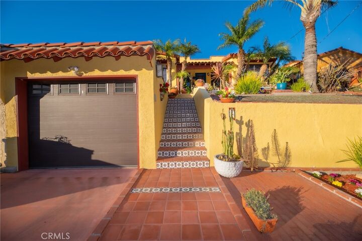 Property Photo:  866 W 21st  CA 90741 