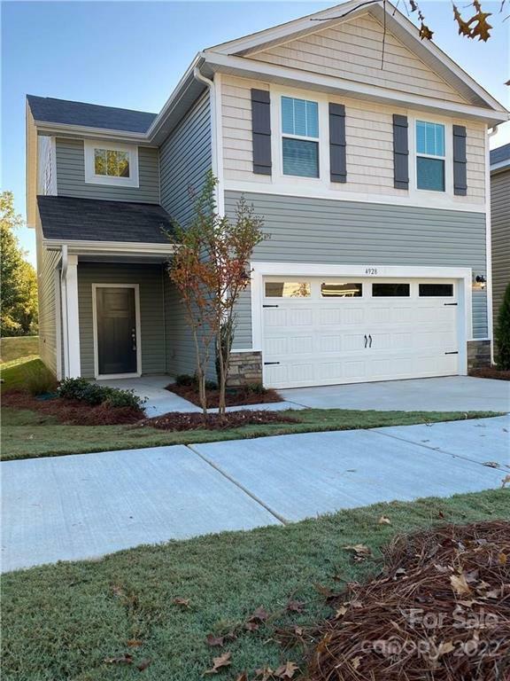 Property Photo: 4532 Victory Lane 16 NC 28269