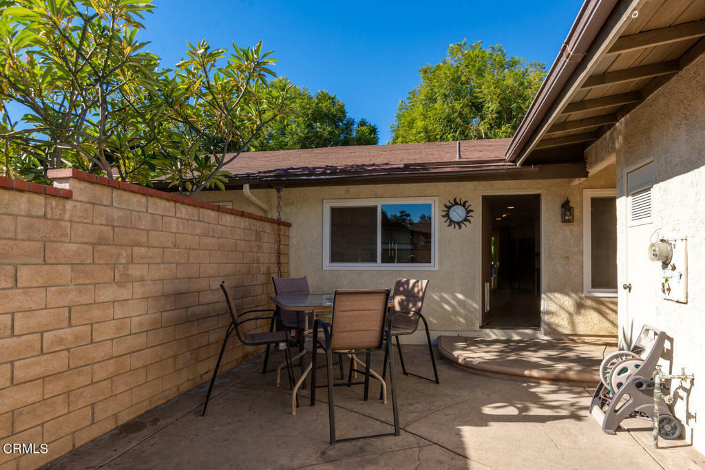 Property Photo:  661 Bandera Drive  CA 93010 