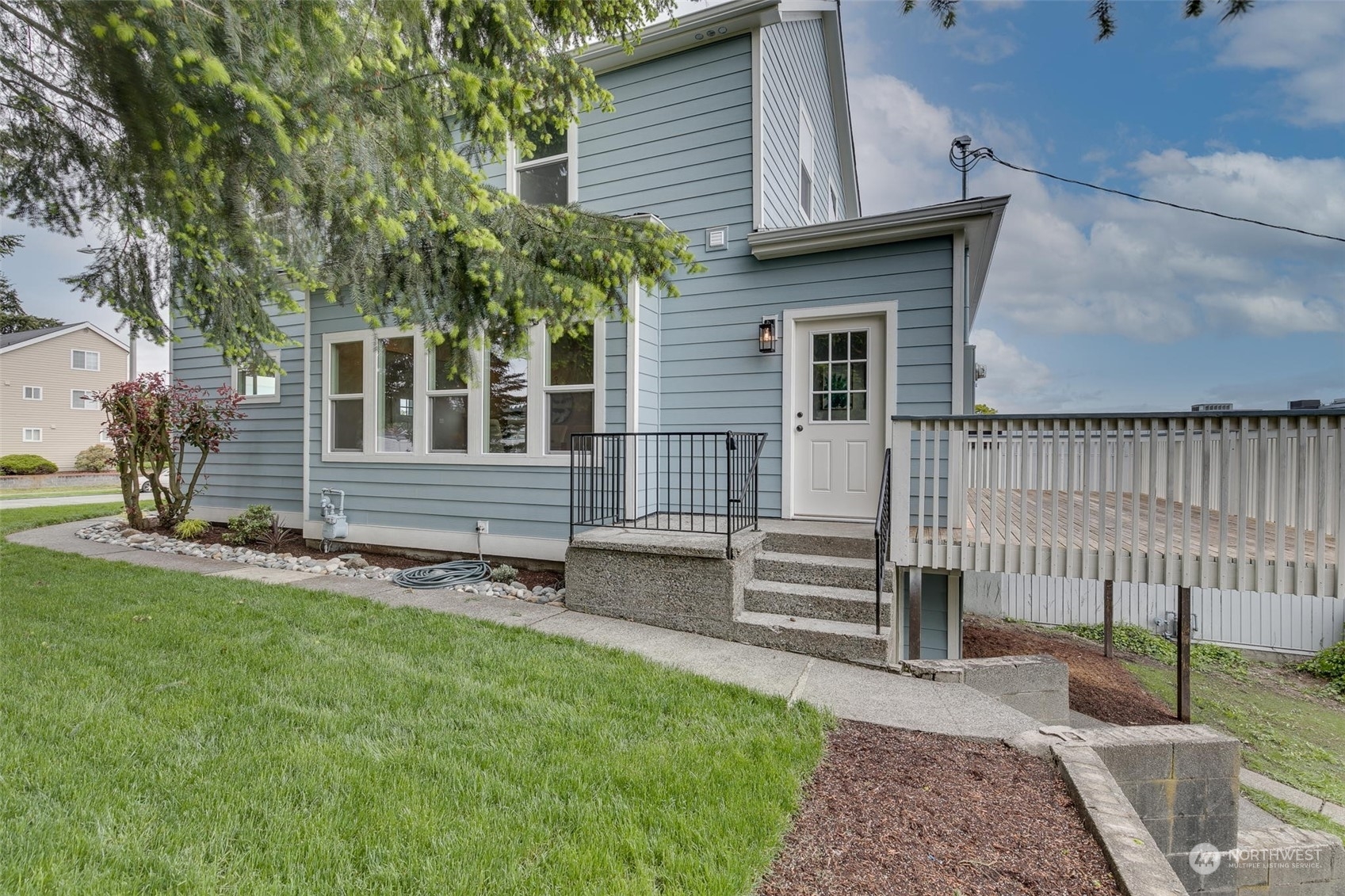 Property Photo: 3413 Colby Avenue WA 98201