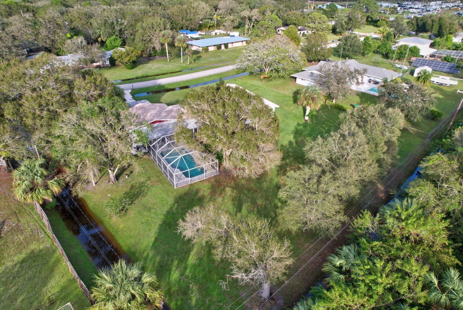 Property Photo: 5727 Briargate Lane FL 34981