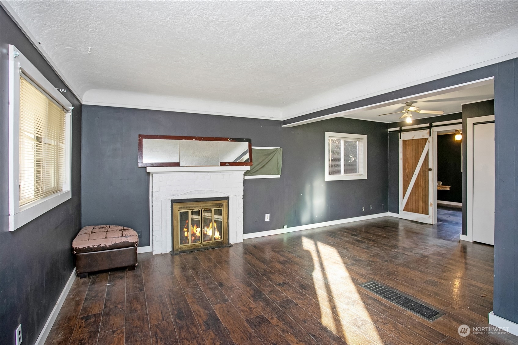 Property Photo: 322 N Bellevue Avenue WA 99362