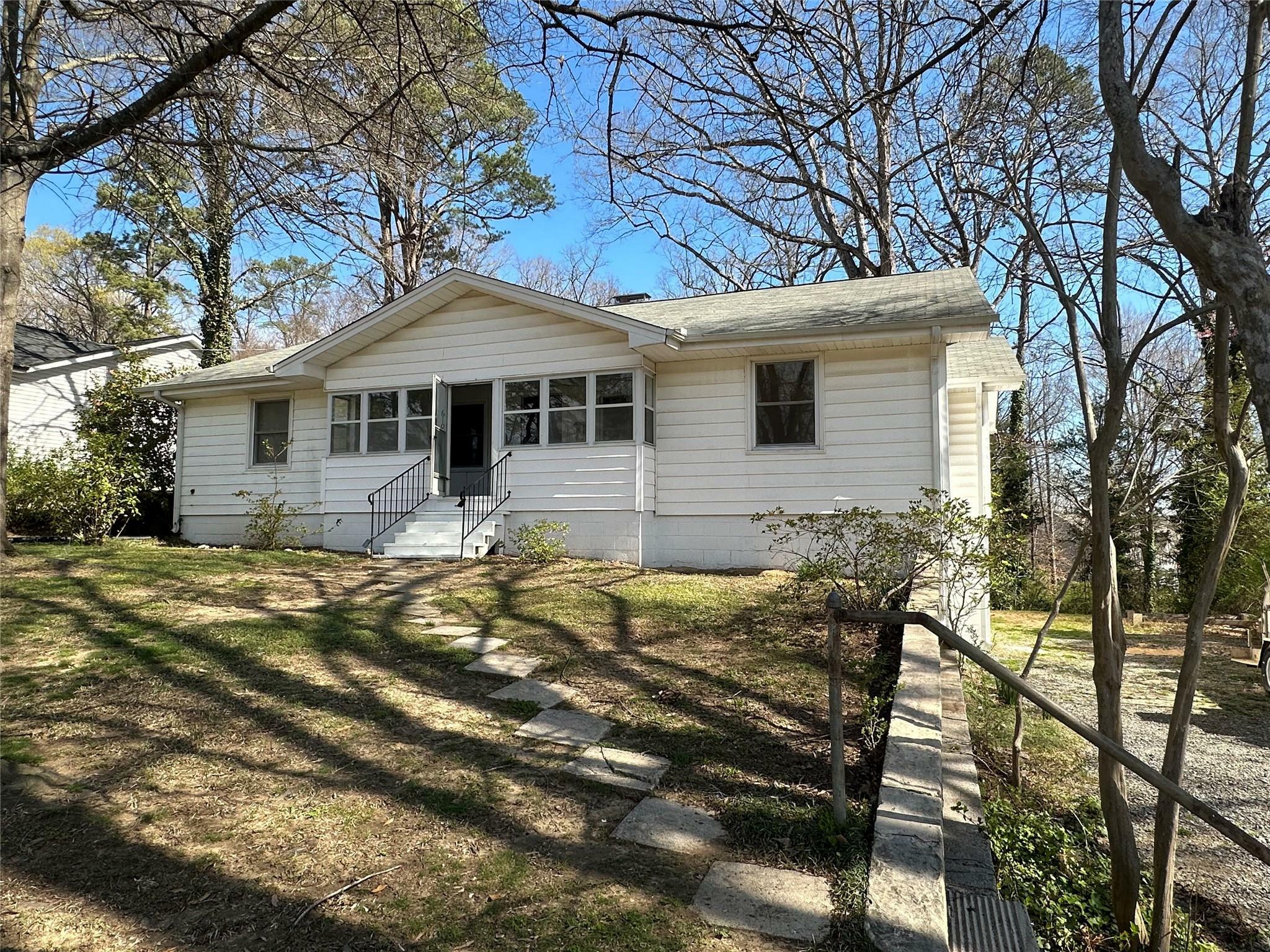Property Photo: 610 Washington Street NC 28032
