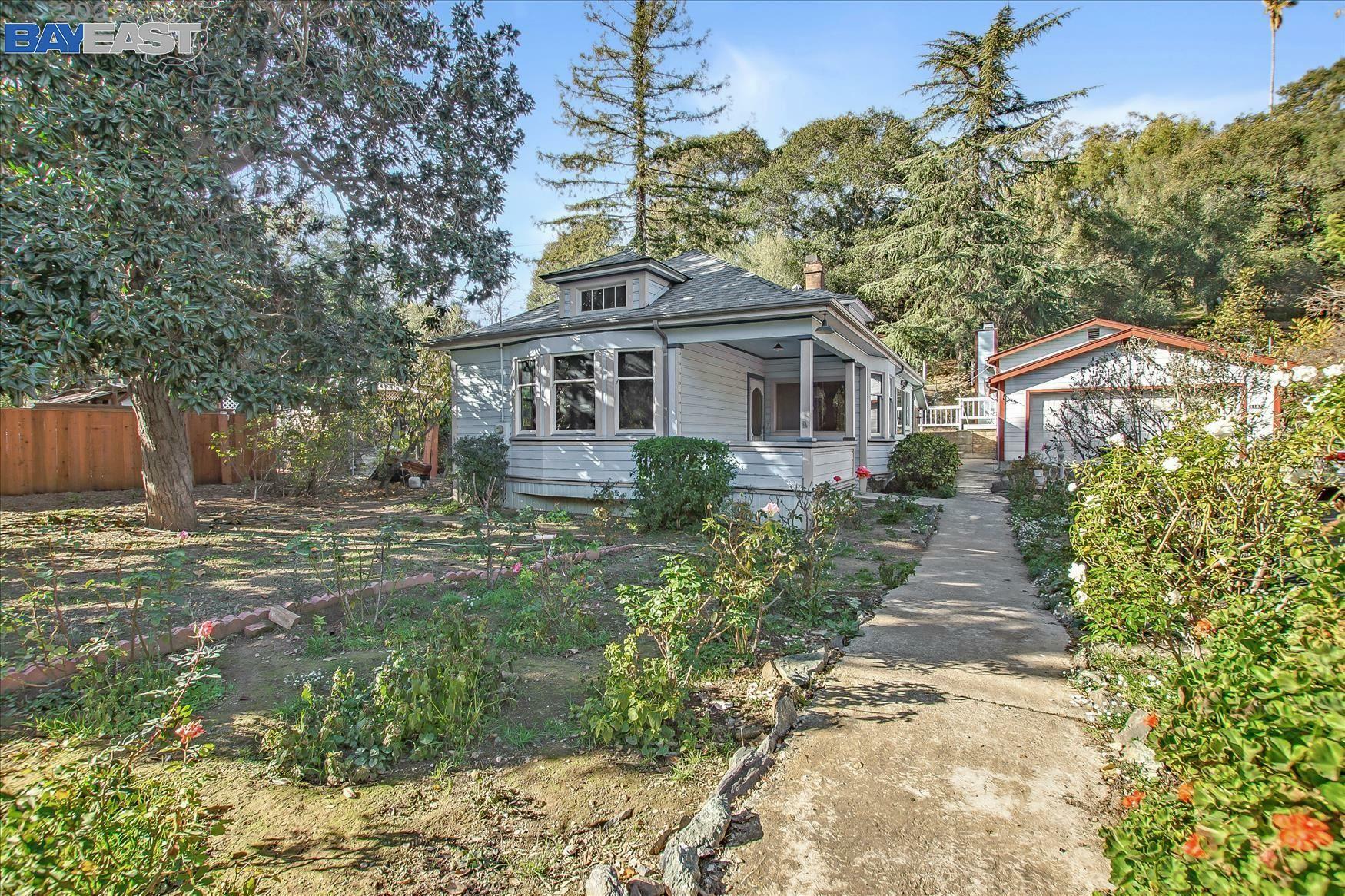 Property Photo:  11873 Foothill Rd  CA 94586 