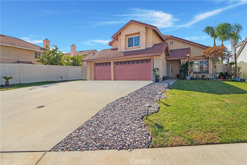 Property Photo: 25739 Via Wanda Place CA 92551