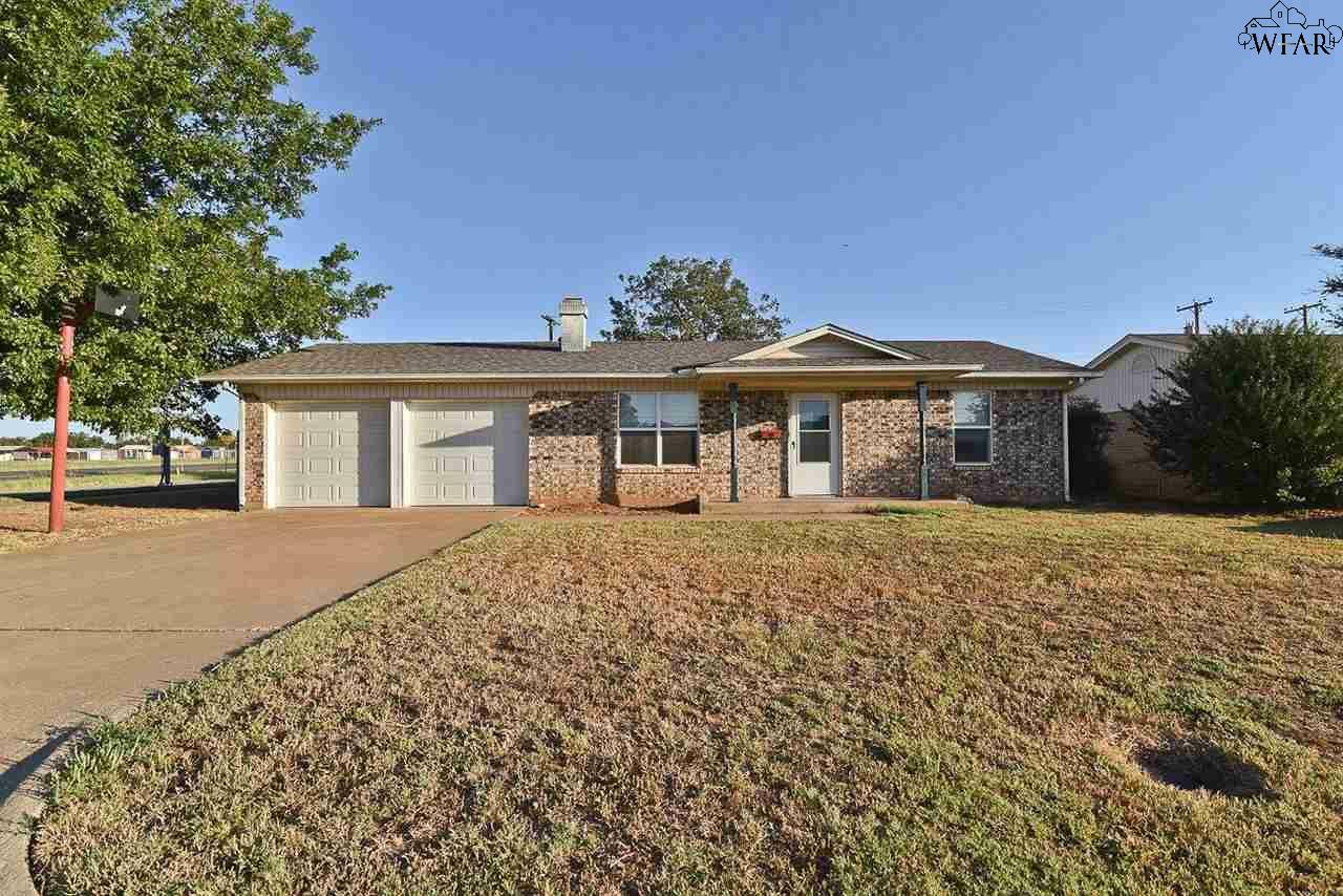 Property Photo: 135 Highland Drive TX 76354