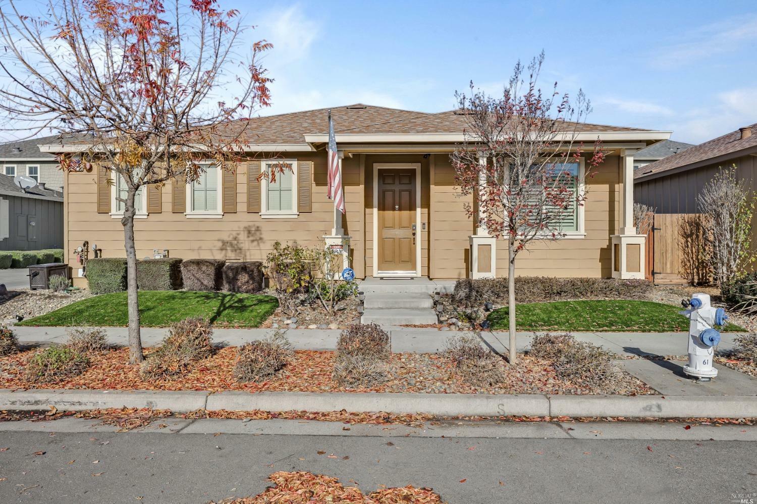 Property Photo:  2425 Avignon Circle  CA 95403 