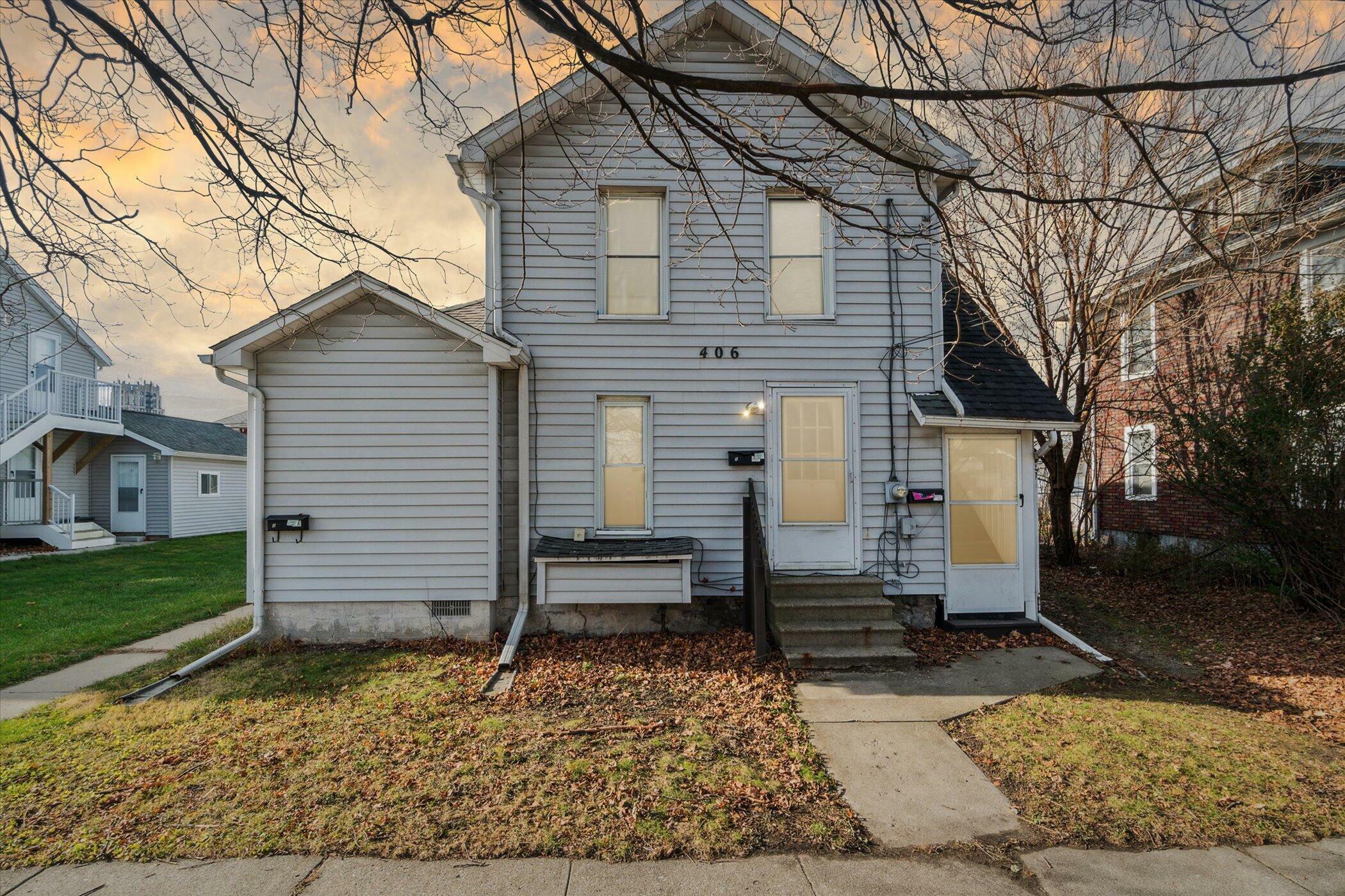 Property Photo:  406 N Columbus Street  MI 49201 