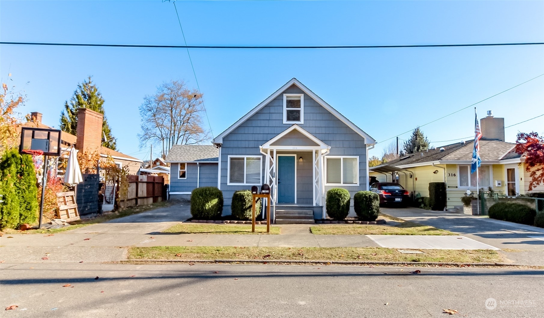 320 Williams Avenue N  Renton WA 98057 photo