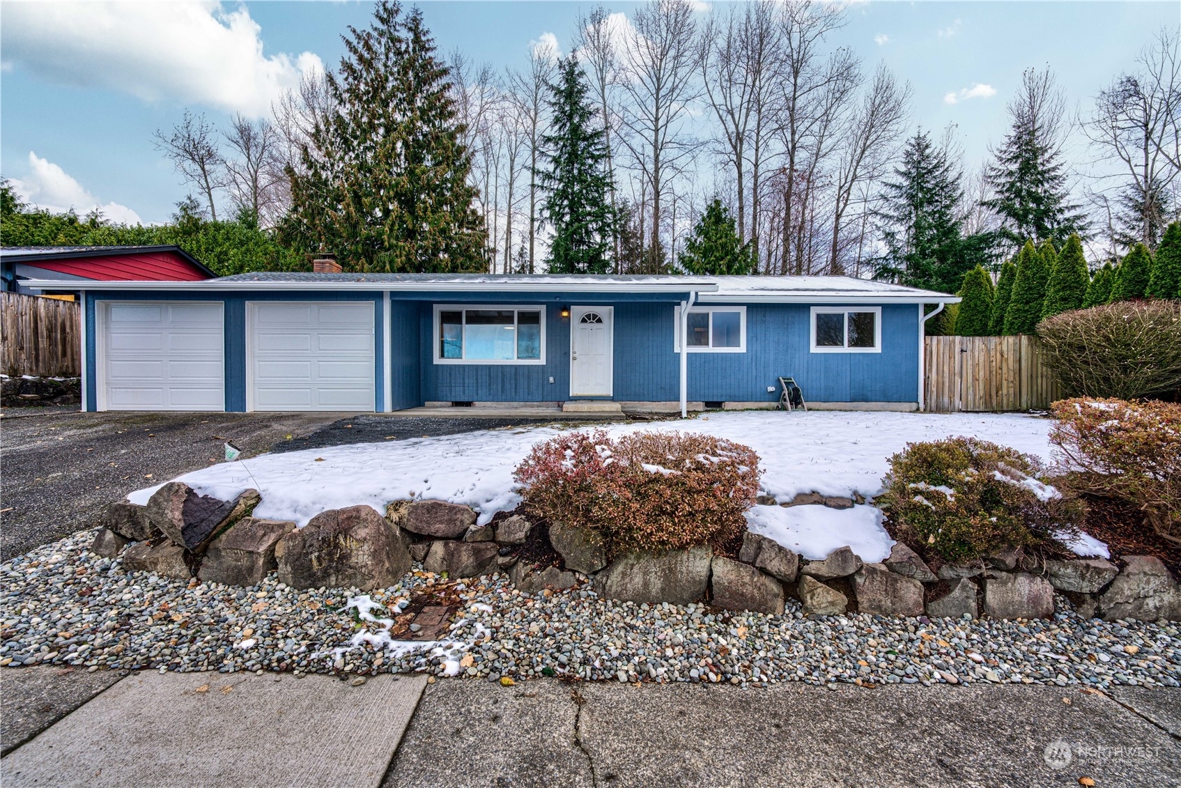 Property Photo:  1007 87th Avenue NE  WA 98258 