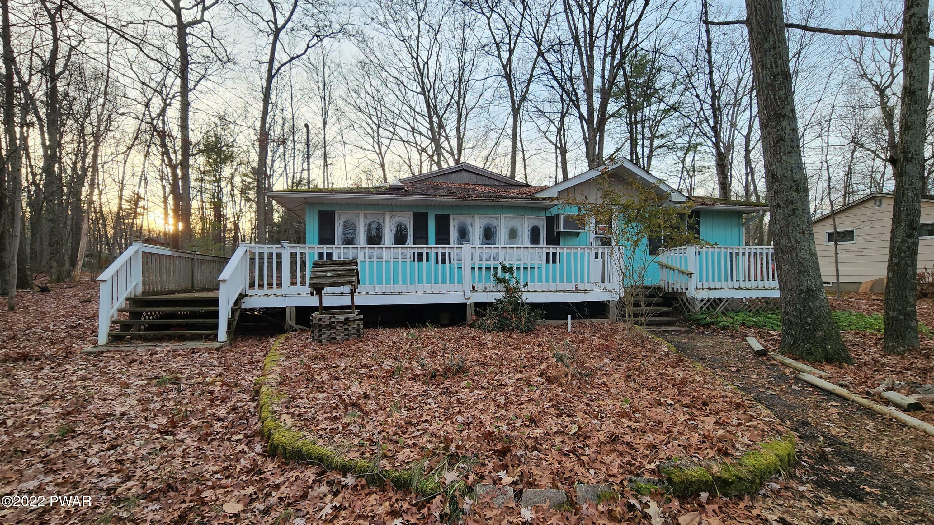 Property Photo:  127 E Lake Drive  PA 18328 